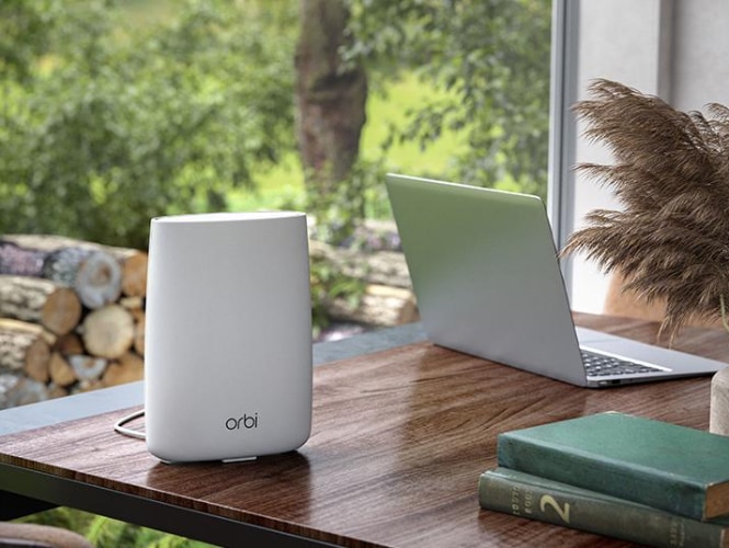 Photo of a Netgear Orbi LBR20 4G router