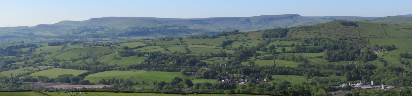 photo of countyside in derbyshire